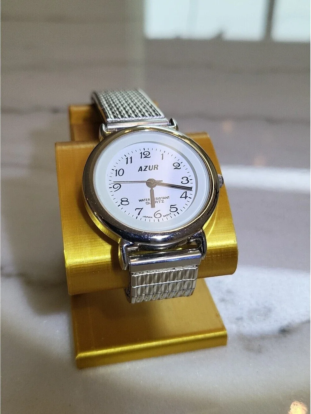 Vtg Azur Womans Watch New Battery Silvertone Stretch Bracelet 32mm Works EUC